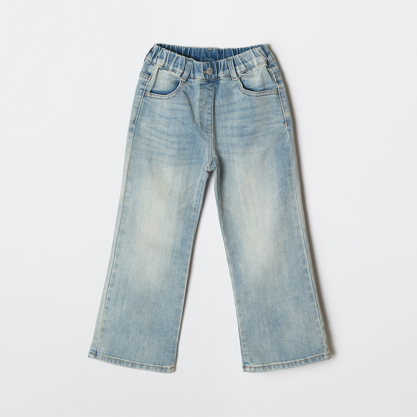 아이들을 위한 멋지고 편한 부츠컷 데님, 오늘 바로 만나보세요!