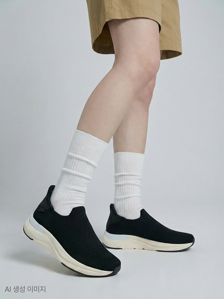 일상에서 편하게 신을 수 있는 컴피이지 운동화 추천!