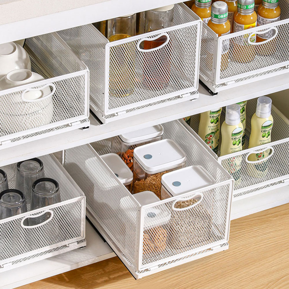 작은 공간도 깔끔하게! 슬라이딩 주방선반으로 싱크대 정리 끝내기