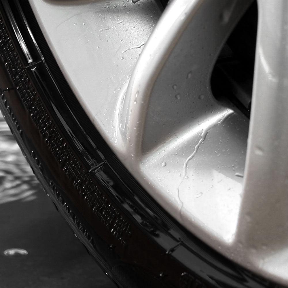 쉽고 빠르게 타이어와 휠을 깨끗하게! 더클래스 다이나믹 휠클리너 익스트렉트S 소개