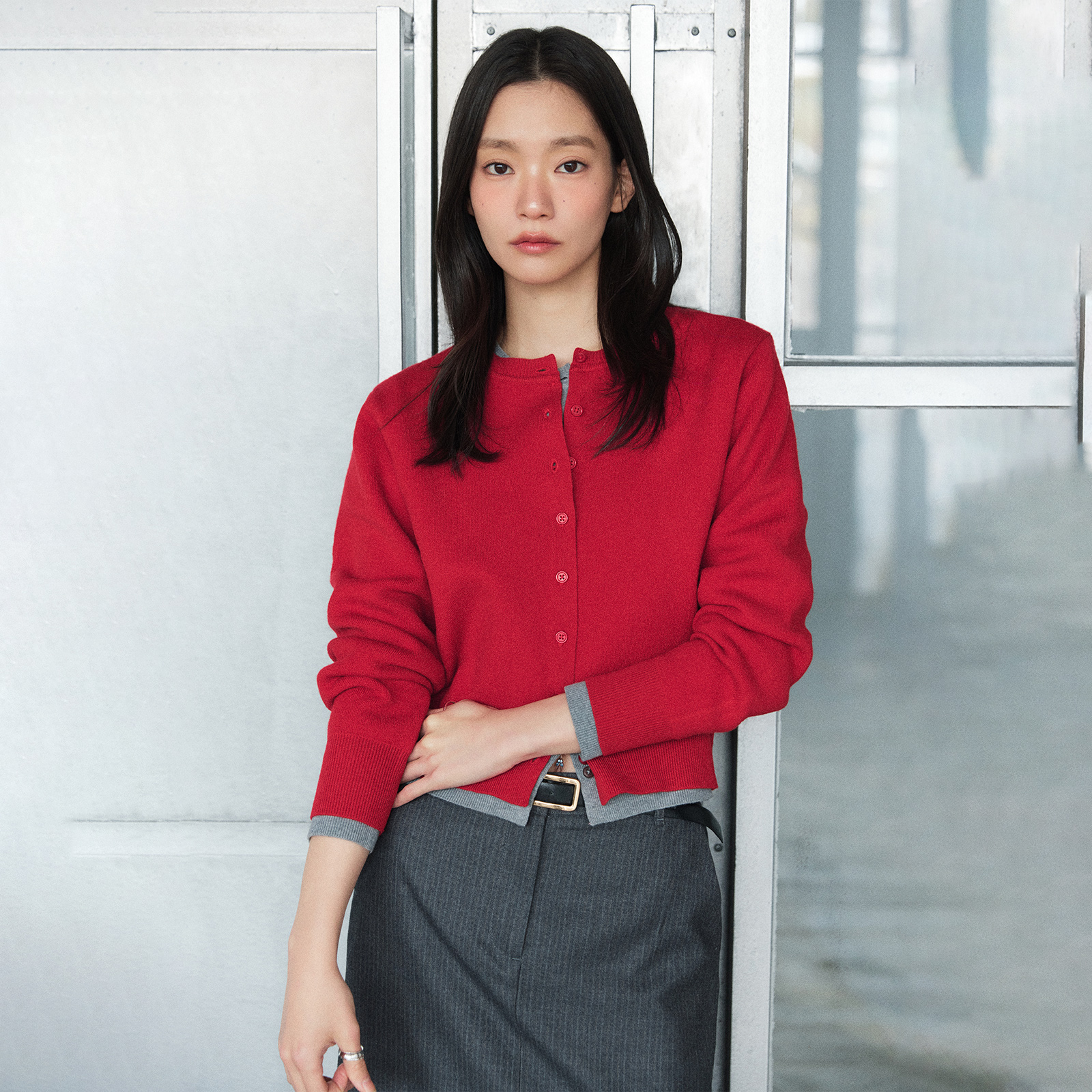 편안하게 입기 좋은 라운드넥 가디건, 지금 한번 살펴보세요!