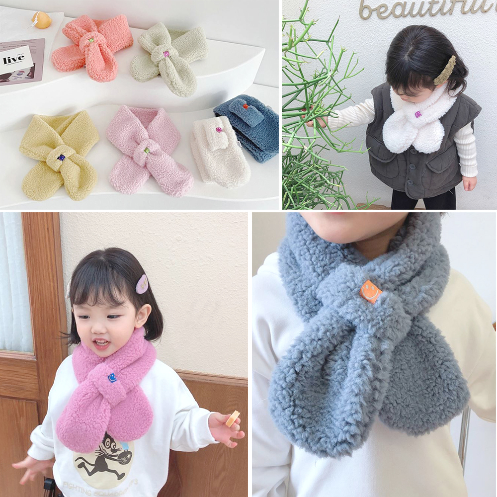 아이들을 따뜻하게 감싸줄 귀여운 양털 목도리 추천!