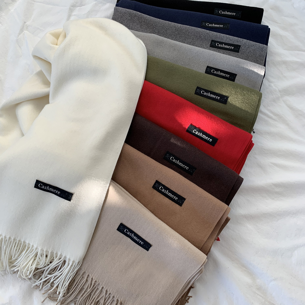 포근하고 부드러운 캐시미어 목도리, 겨울철 따뜻함을 더하는 최고의 선택!