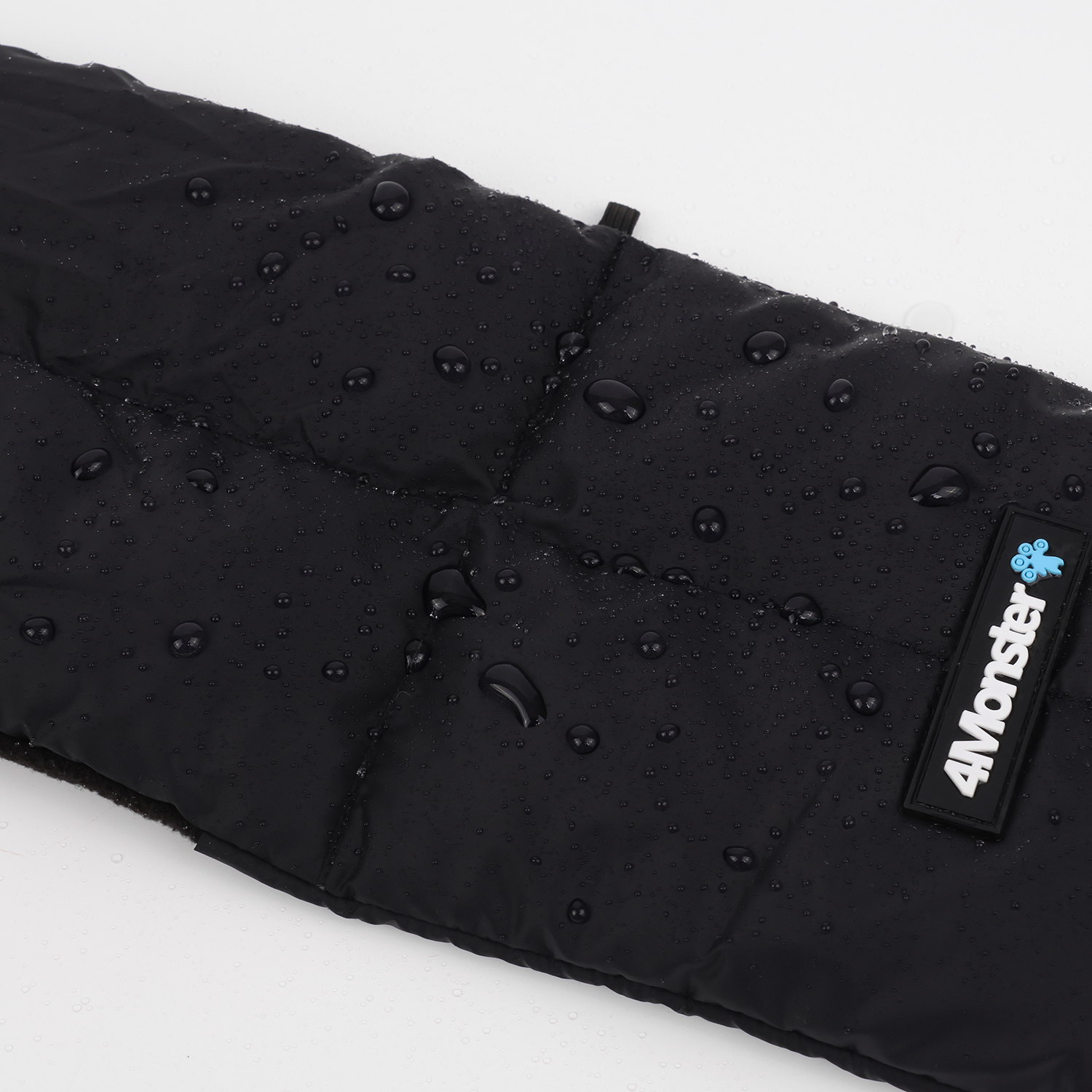 가볍고 따뜻하게, 겨울철 필수 아이템으로 딱인 패딩 목도리와 머플러 추천