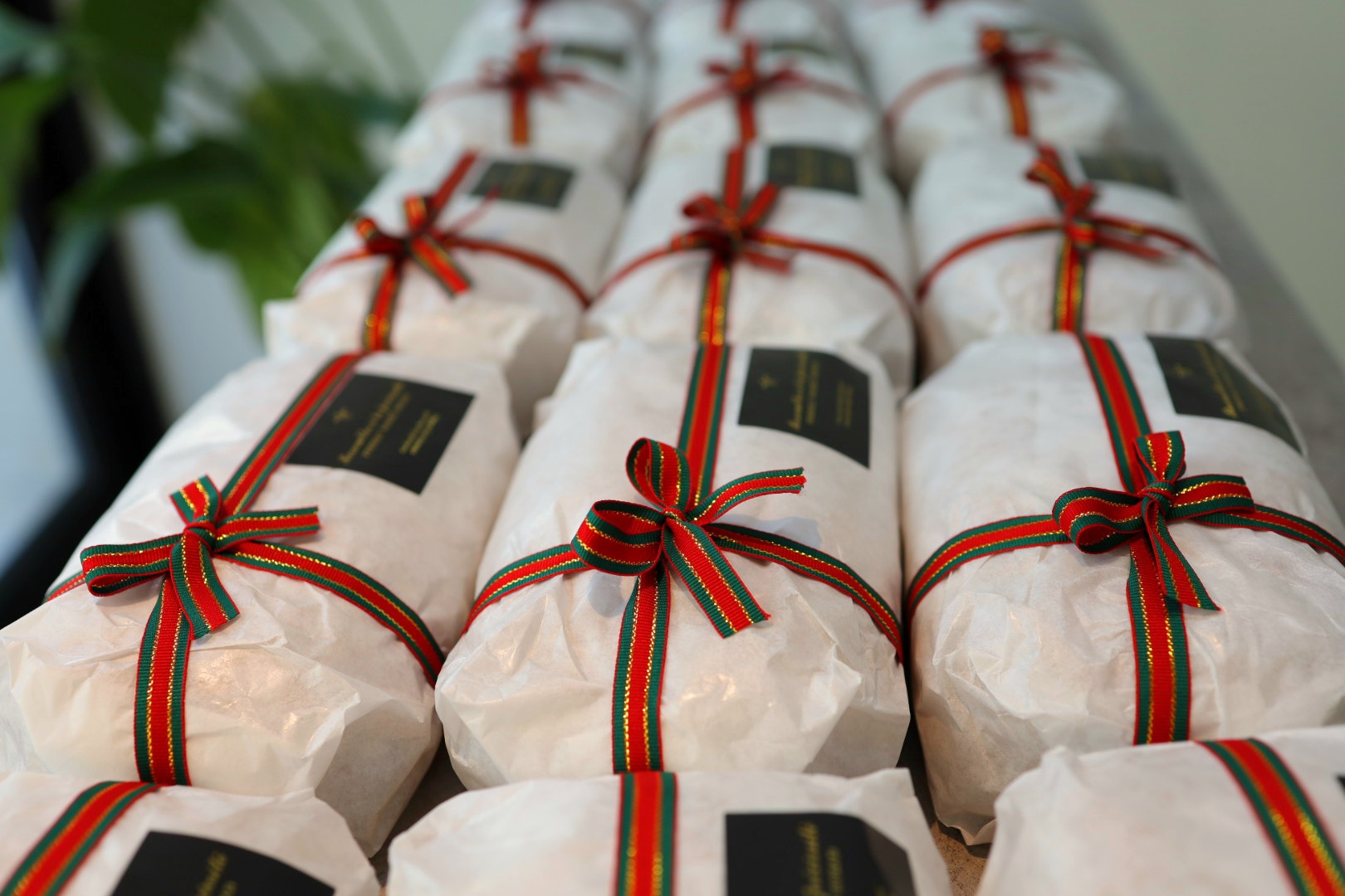 달콤한 크리스마스 선물, 건강하게 즐기는 슈톨렌 추천!