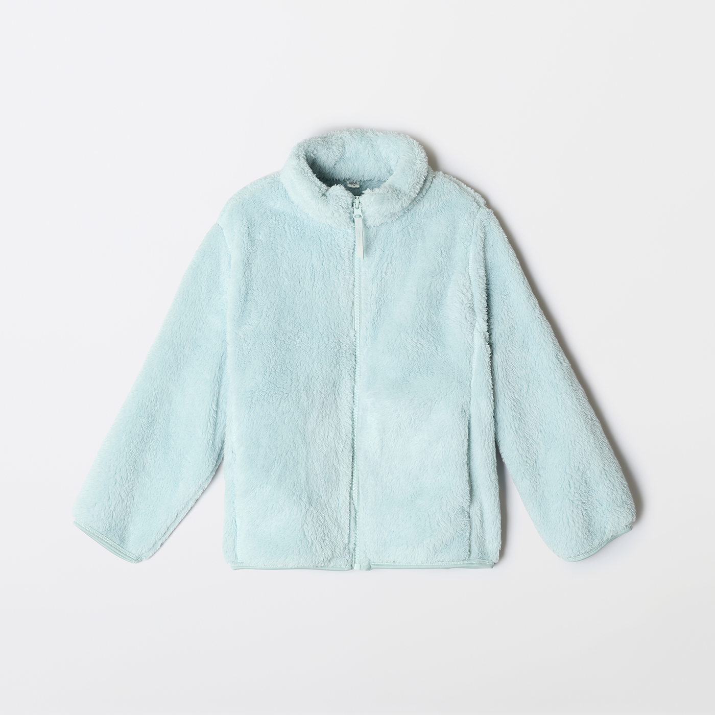 아이들을 위한 따뜻하고 편안한 집업, 지금 바로 만나보세요!