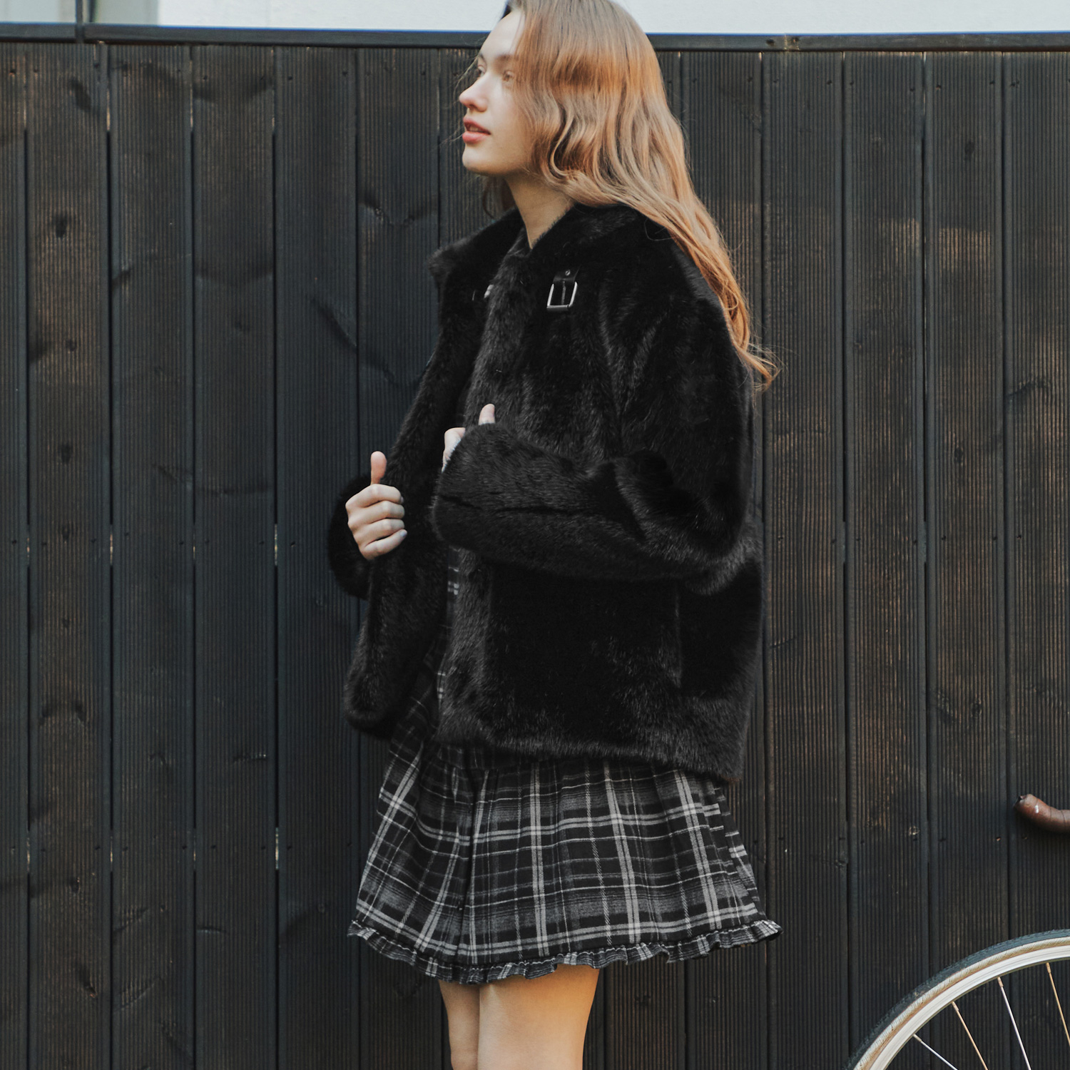 포근하고 세련된 하이넥 퍼 자켓, 이렇게 입어보세요!