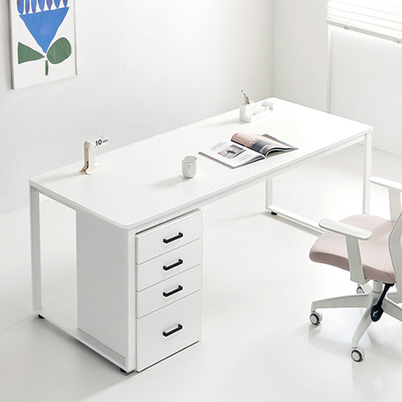 편하게 사용할 수 있는 원형 책상, 1200×600 크기와 깔끔한 화이트 컬러 추천