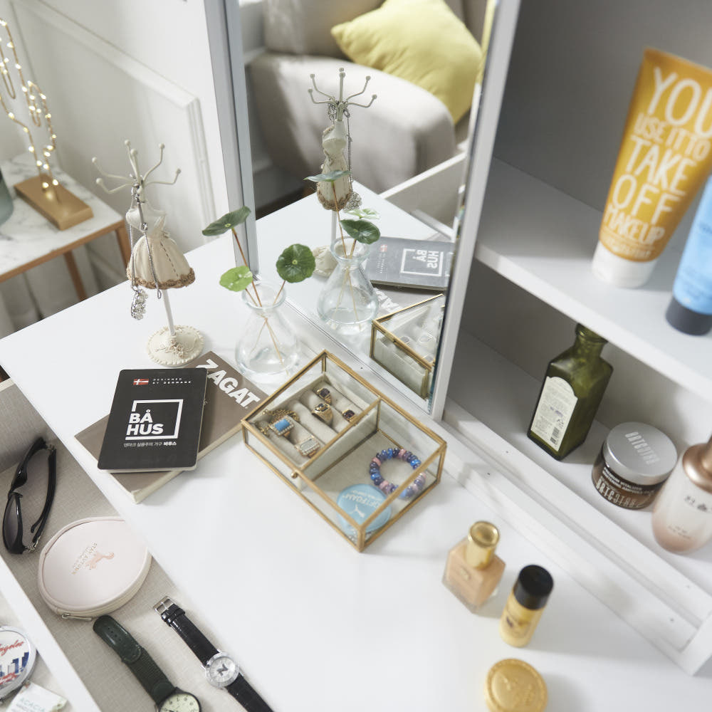 초등학생과 중학생 모두 좋아하는 깔끔한 화장대 추천!