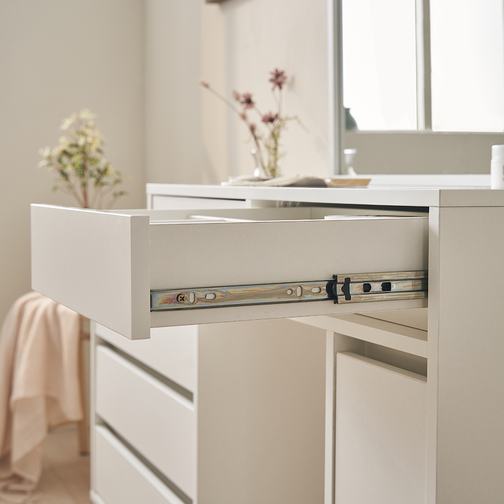 집에서도 쉽게 꾸밀 수 있는 확장형 수납 화장대 추천!