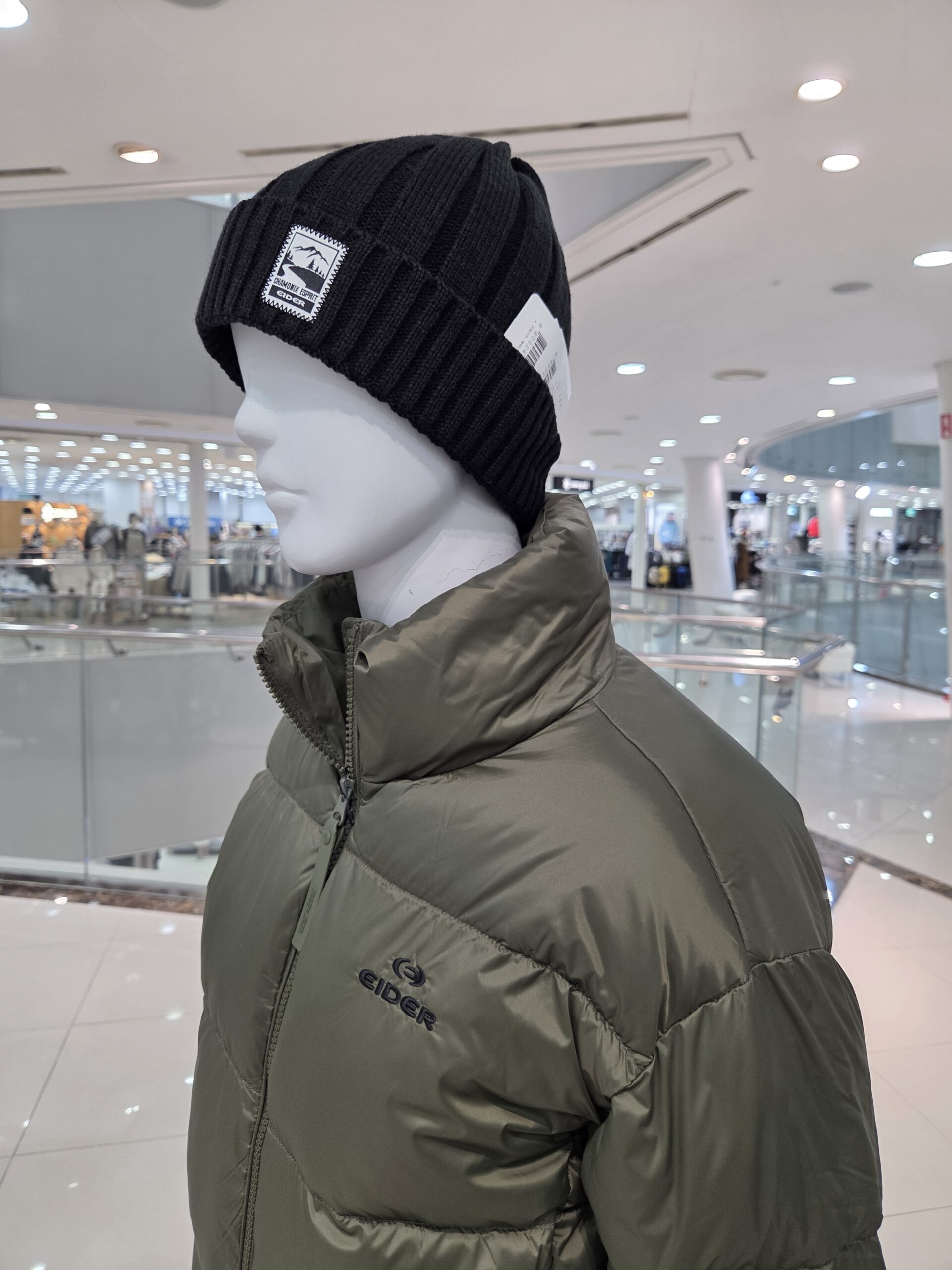 따뜻하고 가볍게, 여성 겨울용 기능성 다운 자켓 추천