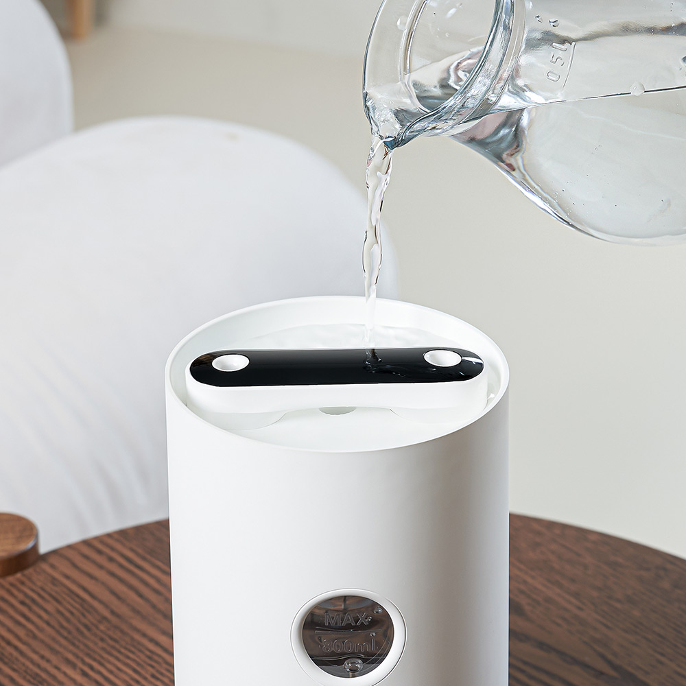 집에서도 사무실에서도 간편하게 사용하는 무선 미니 가습기 추천