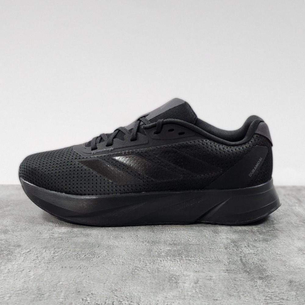 편안하고 넓은 발볼의 가벼운 러닝화, 일상 속 필수 운동화 추천