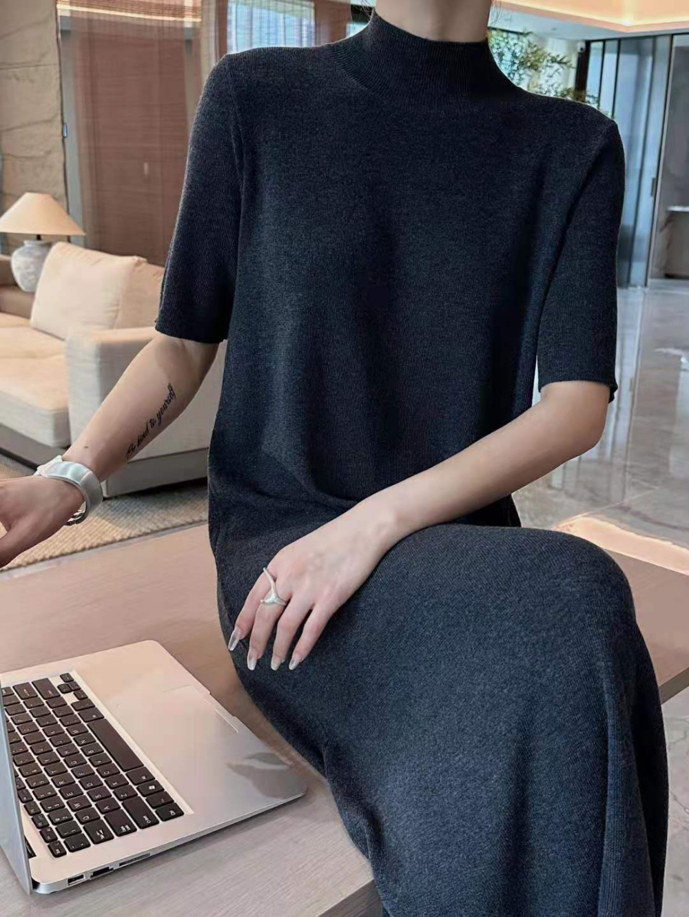 편안하게 입기 좋은 여성 니트 롱 원피스 추천