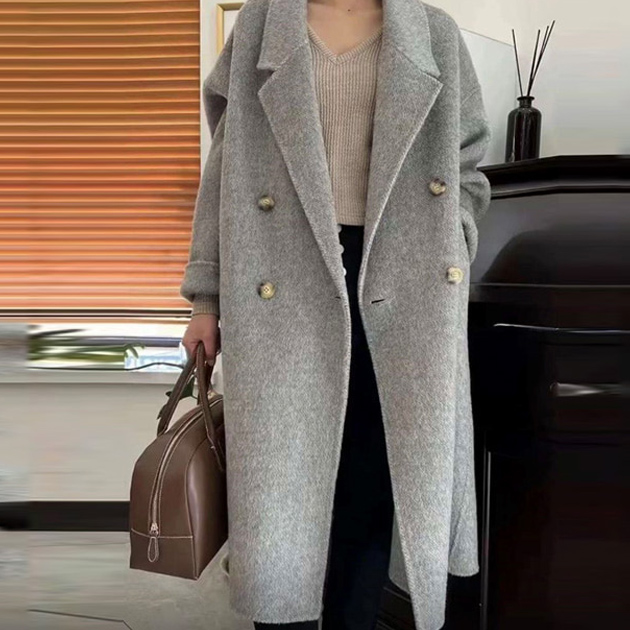 따뜻한 봄날, 편안하게 입기 좋은 그레이 롱코트 추천