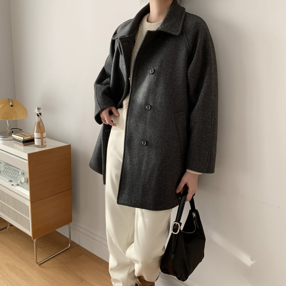 포근하고 세련된 하이넥 더블 알파카 울 하프 코트, 겨울철 따뜻함과 멋을 동시에!