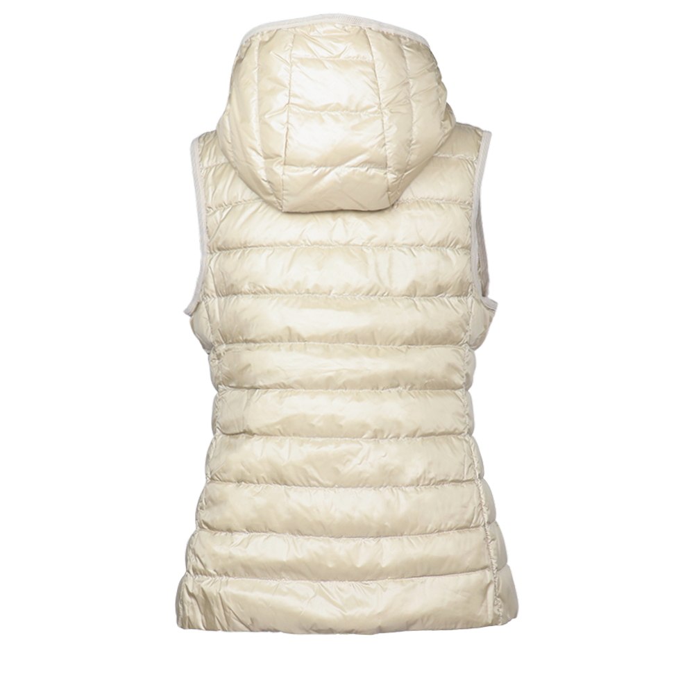 편하게 입기 좋은 여성용 몽클레르 다운 베스트 추천