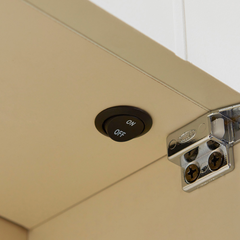 집에서도 쉽게 꾸밀 수 있는 미카엘 LED 조명 화장대 추천