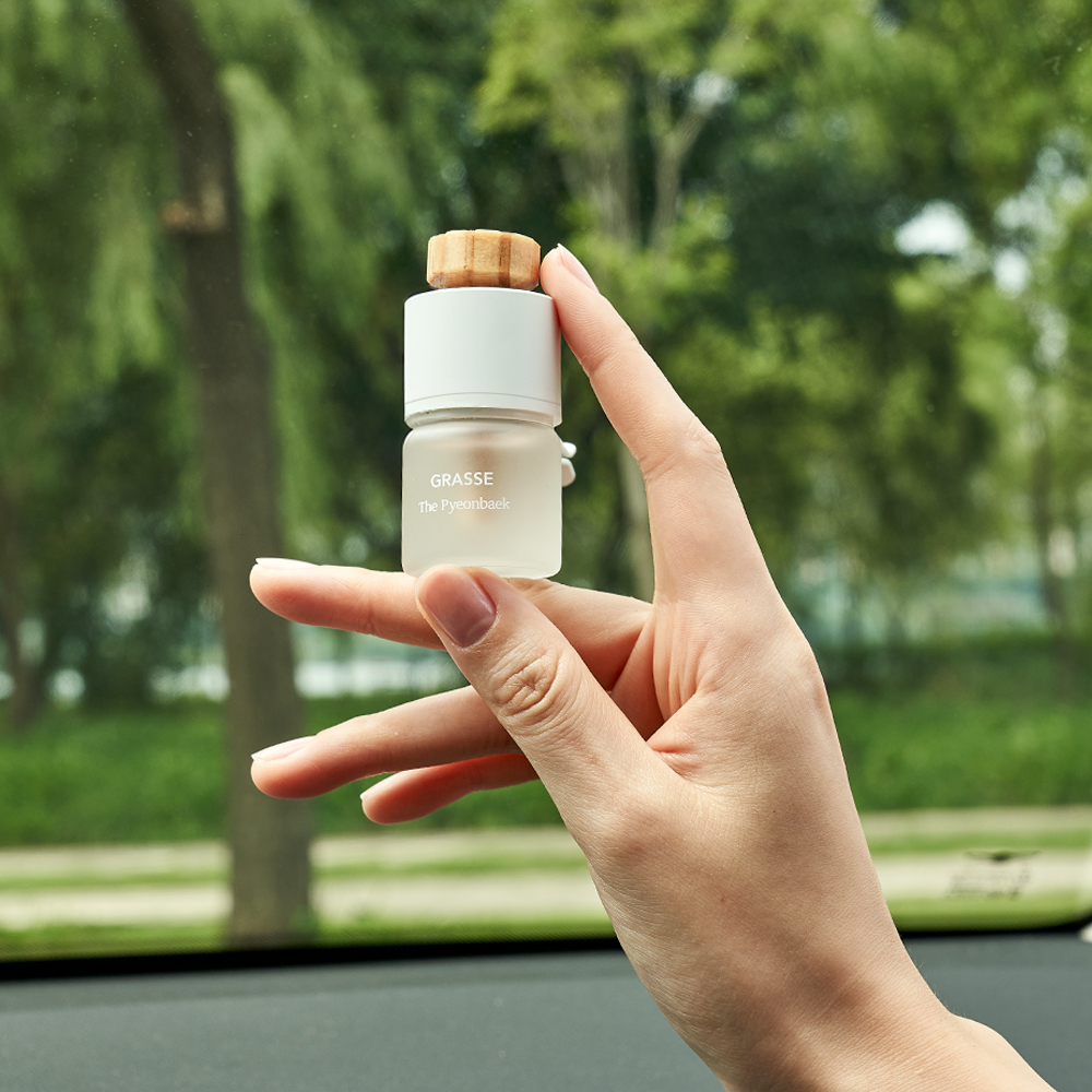 차량 내부를 상쾌하게 만들어주는 편백향 디퓨저 추천