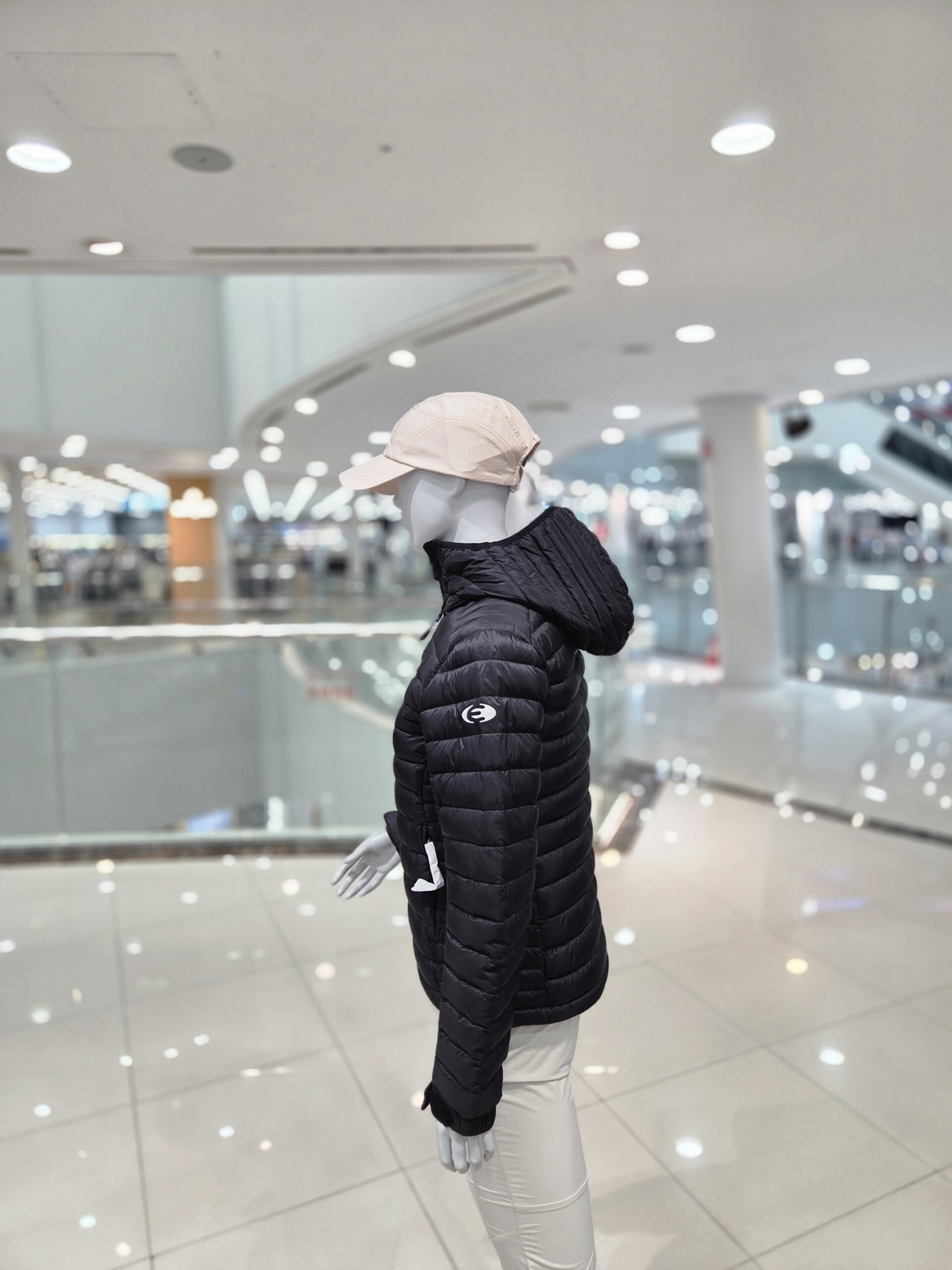 가볍고 따뜻하게, 여성용 경량 구스다운 자켓 추천