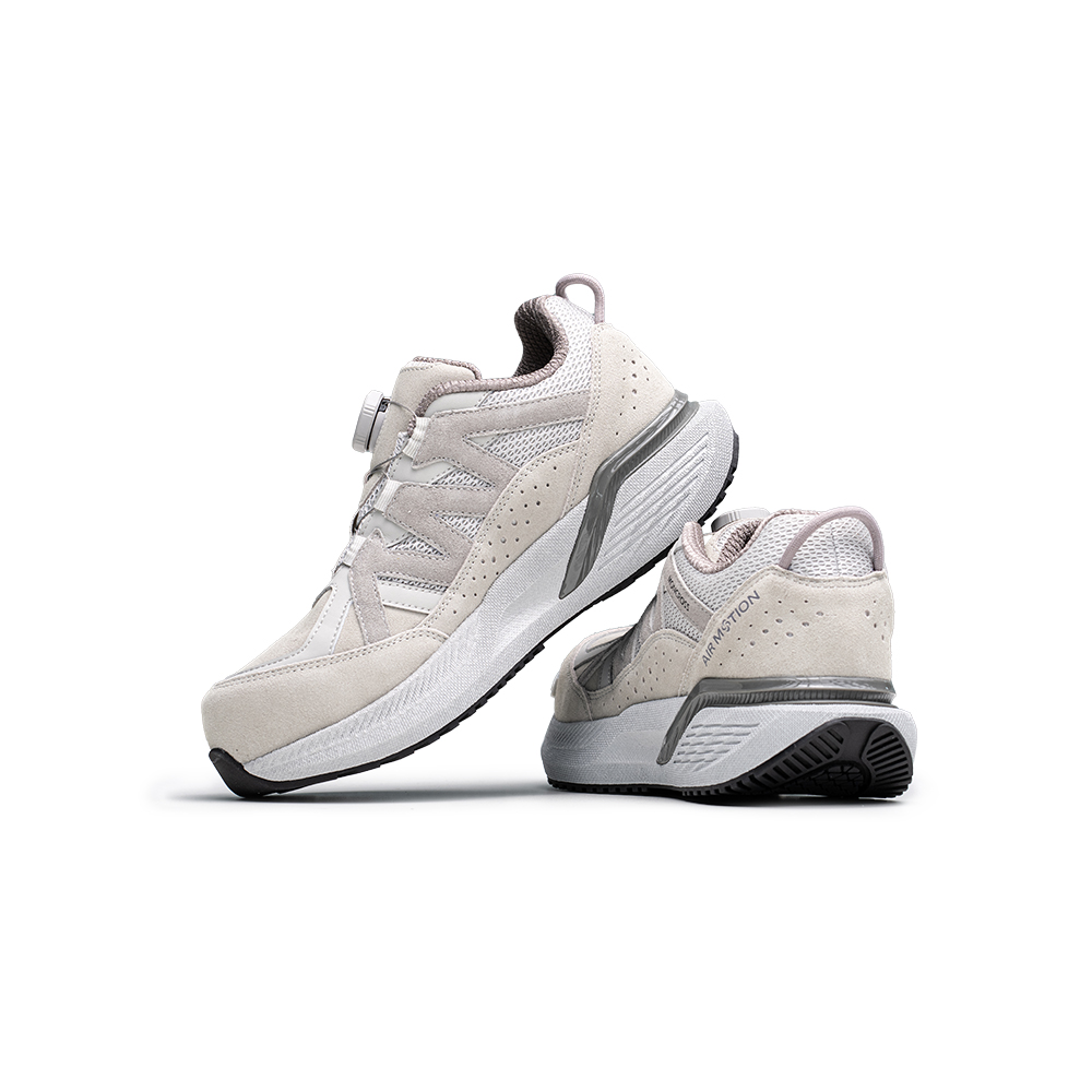 편안한 착용감과 뛰어난 방수 기능이 돋보이는 자이툰 안전화 추천