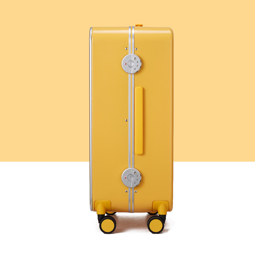 여행이 즐거워지는 캐리어, 밤켈 70cm로 가볍고 편하게 떠나보세요!