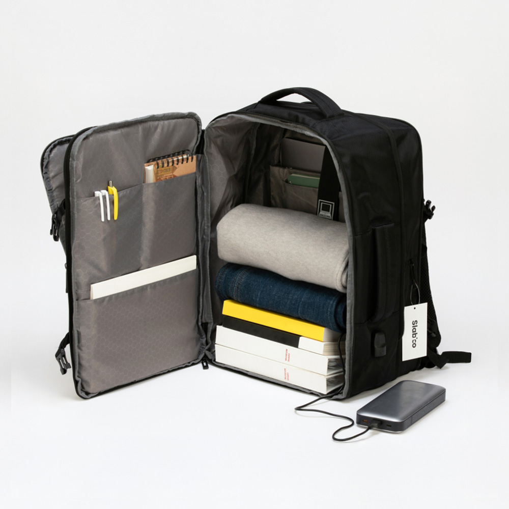 가볍고 넉넉한 해외 여행용 백팩, 남성분들도 편하게 들기 좋아요!