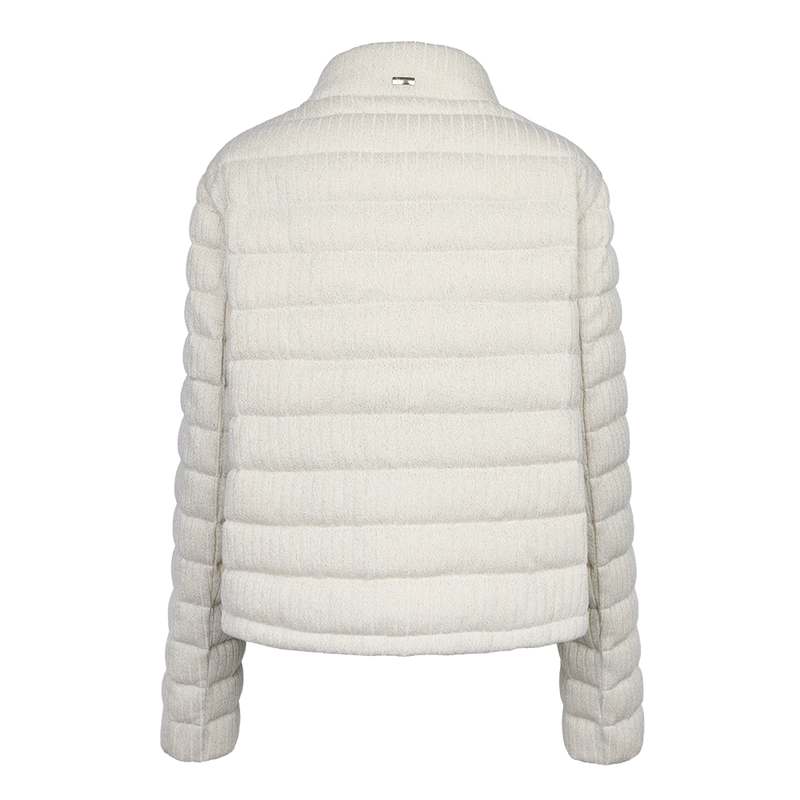 편안하면서도 세련된 여성 글리터 니트 패딩, 어떤 점이 특별할까?