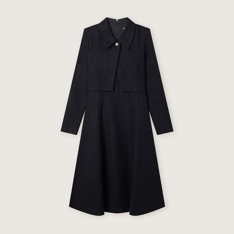 편안하면서도 세련된 카라 자켓 롱 원피스, 한번 입어보세요!