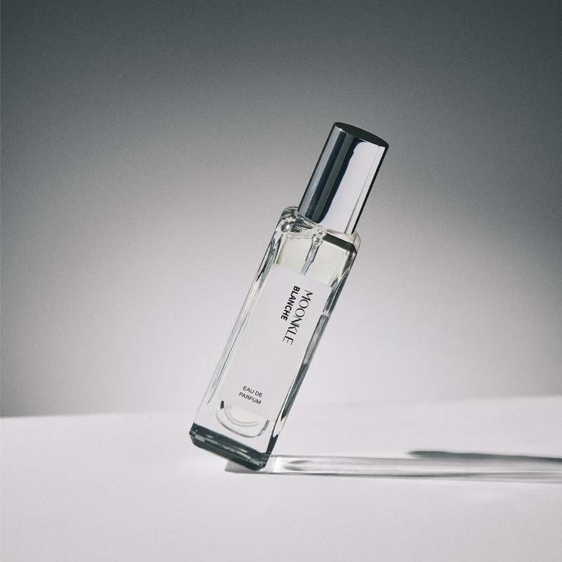 향기로운 비누향이 느껴지는 블랑쉬 니치 향수, 30ml로 만나보세요