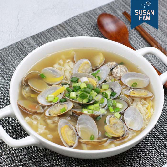 집에서 간편하게 즐기는 신선한 바지락, 육수도 맛있게 우려내요!