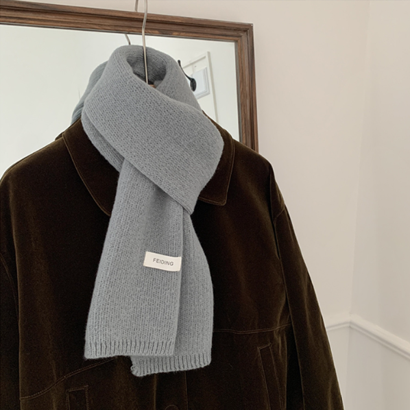 겨울철 따뜻하고 귀여운 미니 니트 목도리, 여자친구와 커플 선물로 딱 좋아요!