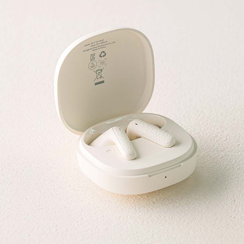 가볍고 가성비 좋은 블루투스 이어폰, 한번 써보면 빠져드는 음질!