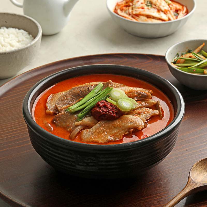 캠핑이나 집에서 간편하게 즐기는 순대국 한 그릇, 이렇게 만들어보세요!