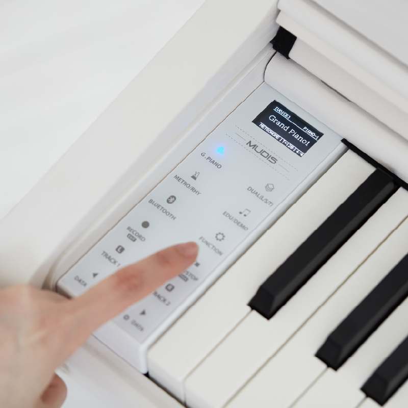 일상에서 만나는 디지털 피아노, MQ-500으로 연습해보세요!