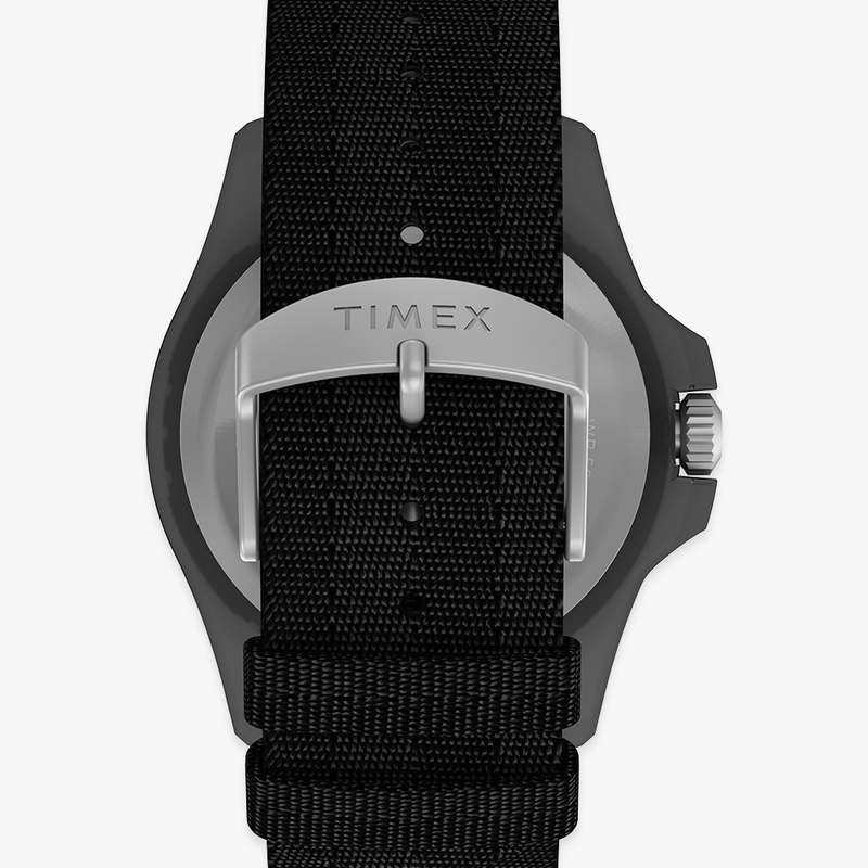 편하게 차고 다닐 수 있는 태양광 시계, 타이맥스 익스페디션 프리다이브 오션 솔라파워 소개