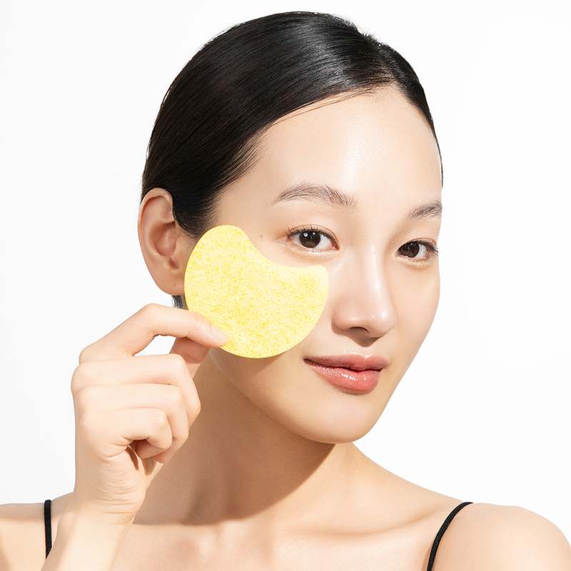 피부에 활력을 더하는 달바 비타 토닝 미스트와 패치 세트, 함께 써보세요!