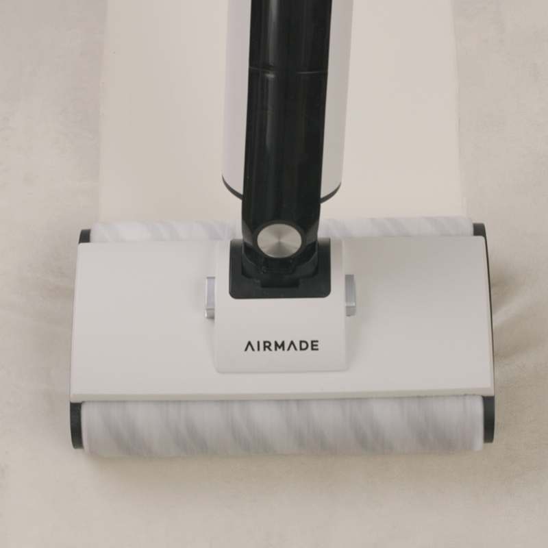 가볍고 강력한 무선 물걸레 청소기, 집안 청소가 훨씬 쉬워져요!