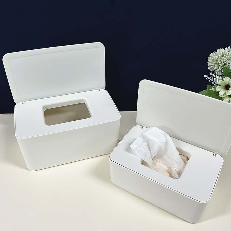 작은 크기에 실용성까지 챙긴 물티슈 케이스 추천