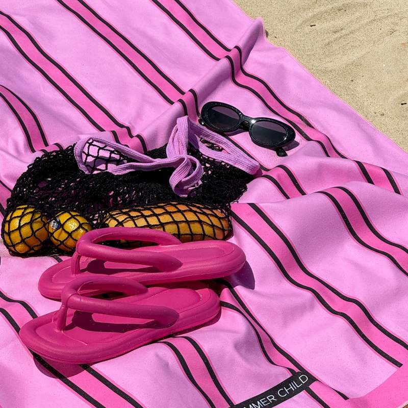 여름철 필수! 감성 가득한 대형 비치타월 추천