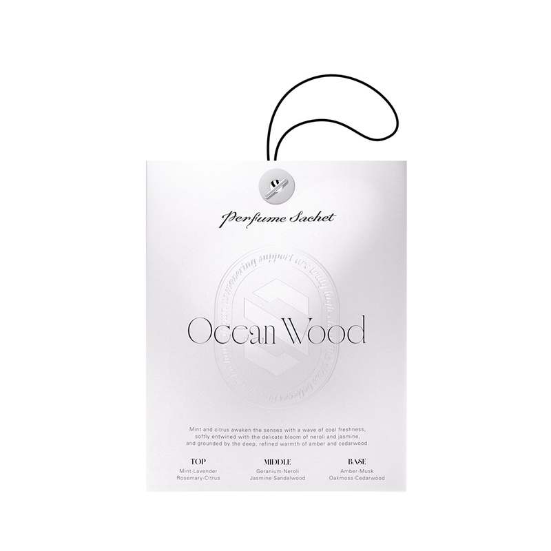 차량 실내를 상큼하게! 더클래스 퍼퓸 사쉐 방향제 피치바흐 추천