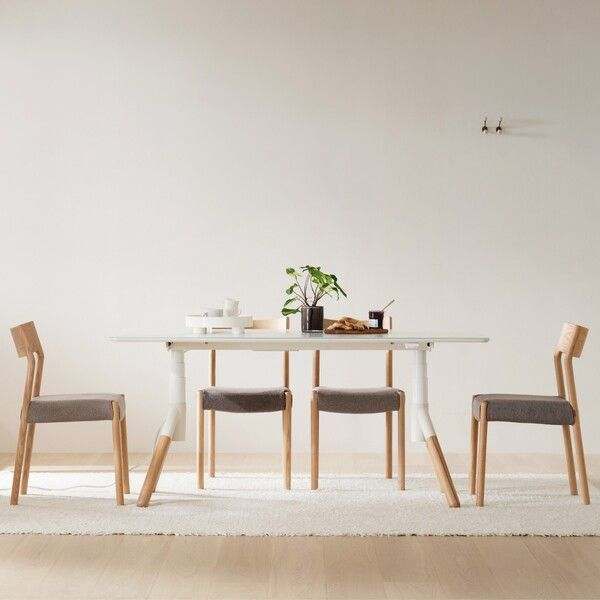 집에서도 쉽게 만나는 깔끔한 사각 테이블, 일룸 업모션 강화 유리 모델