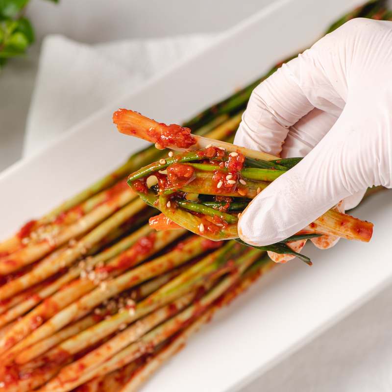 50년 전통의 국산 알타리 총각김치, 집에서 맛보는 정성 가득한 맛