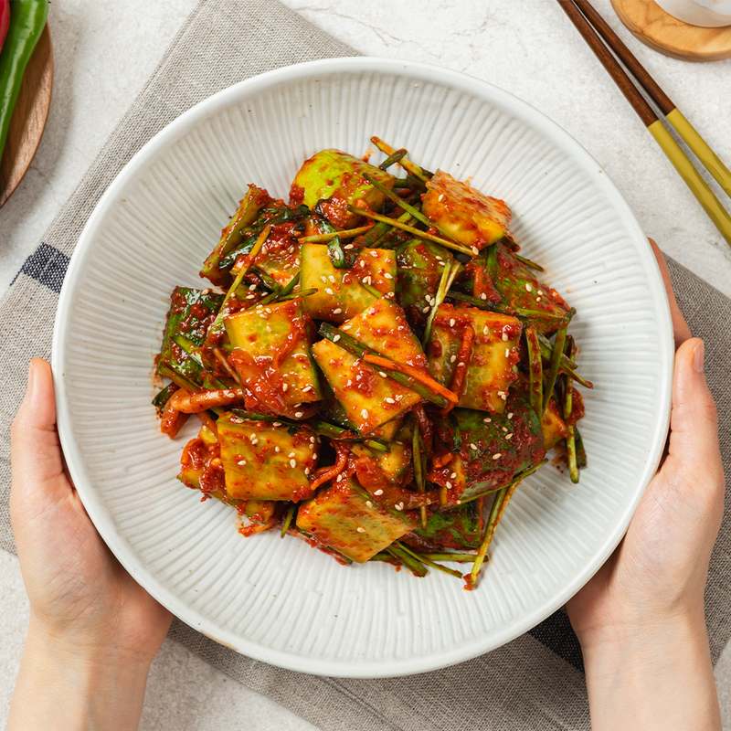 50년 전통의 운림가에서 만나는 아삭하고 시원한 오이 부추 김치