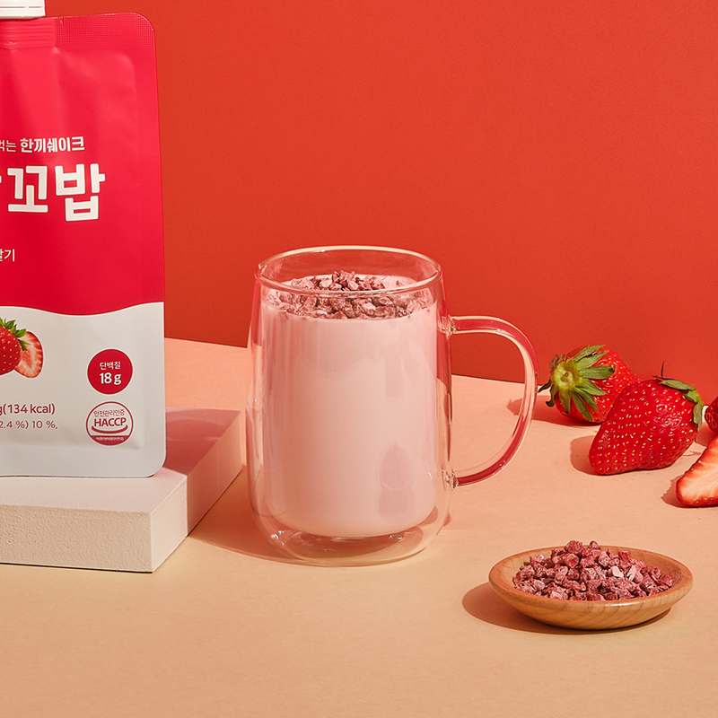 일상 속 간편하게 즐기는 딸기맛 식사대용 쉐이크 추천