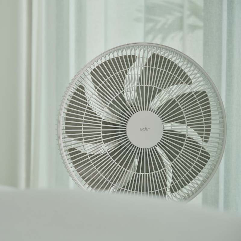 가볍고 조용한 무선 선풍기, 집에서도 편하게 사용하세요!