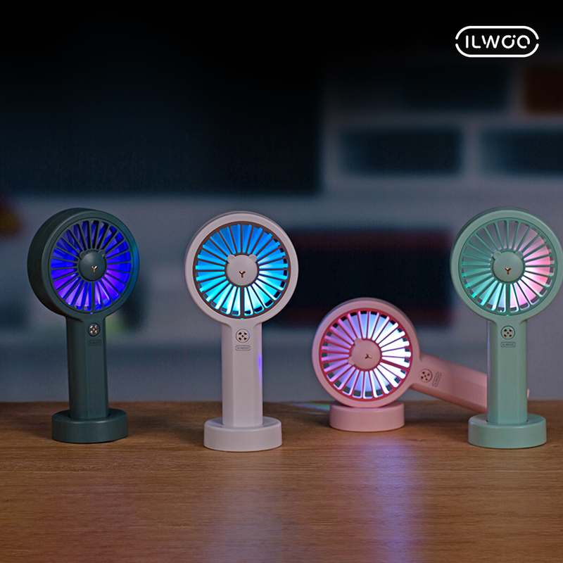 가볍고 시원하게! 일상에 딱 맞는 미니 휴대용 선풍기 추천