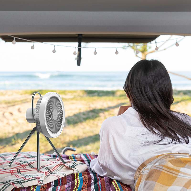 가볍고 편리한 무선 선풍기, 집에서도 사무실에서도 딱 좋아요!