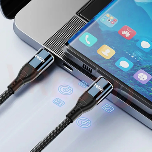 편리하게 충전하는 240W C to C 고속충전 케이블 추천