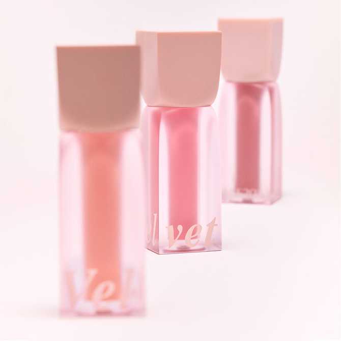 부드럽고 자연스러운 혈색을 원한다면, 벨벳 헤이즈 블러셔를 한번 살펴보세요